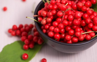 15 растений, помогающих нормализовать работу щитовидной железы