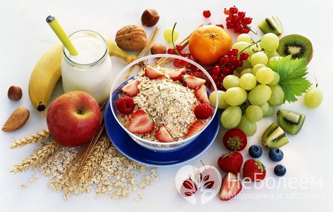 Диета при гипергликемии должна быть сбалансированной, обеспечивающей поступление всех необходимых питательных веществ